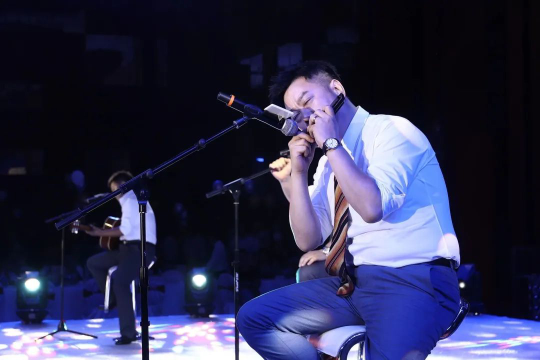 美窩家居集團(tuán)2020-2021企業(yè)“一起向WE來”年度盛典圓滿舉行！